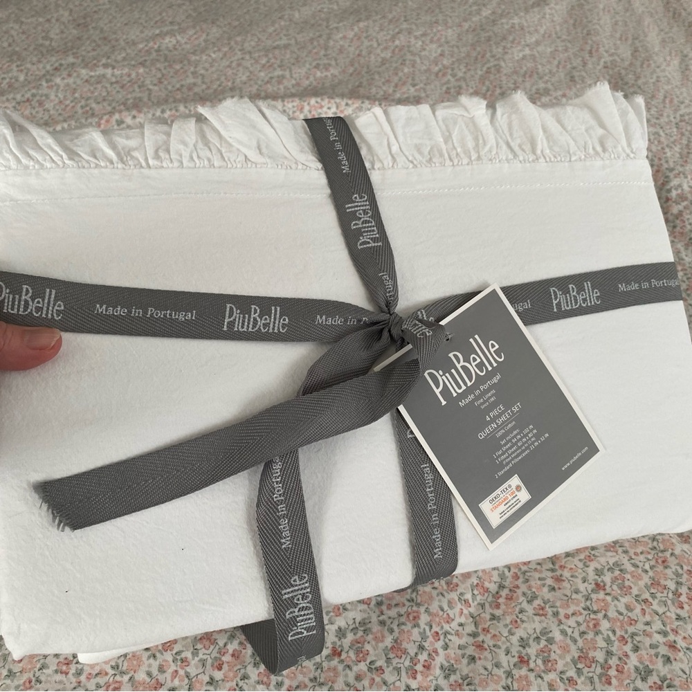 Piu Belle Shabby Chic Ruffled Cotton Sheet Set